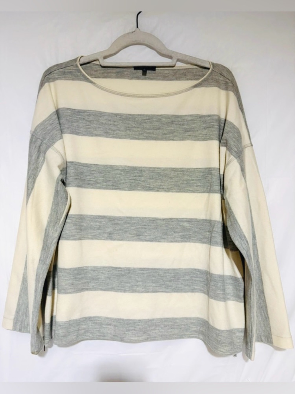 LAFAYETTE 148 Long Sleeve Striped 100% Wool Sweater Women's Size Large
